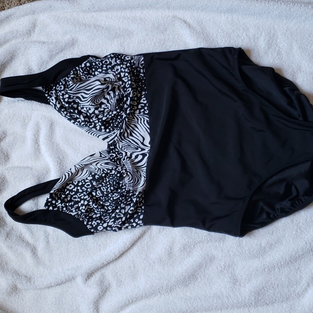 Nvcard collection - 1 pc. Size 12 bathing suit